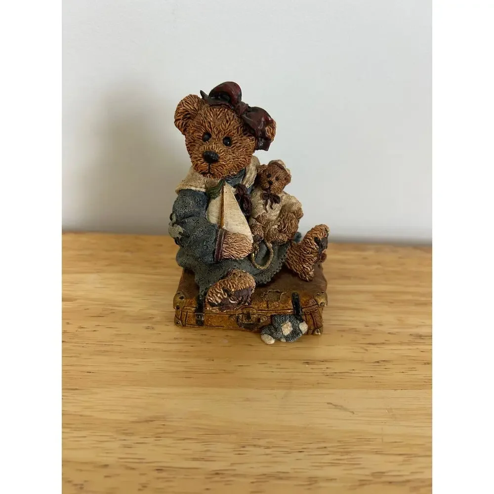 Boyds Bearstone 1993 Sailboat Baby Bear on Suitcase Figurine Style 2000